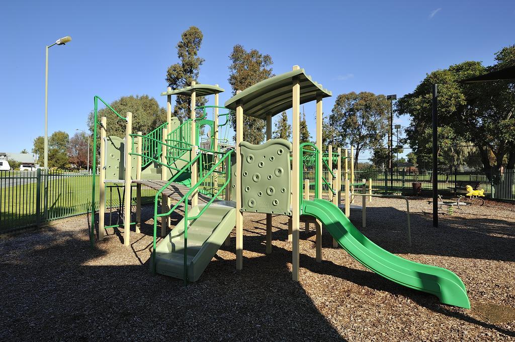 Nrma Echuca Holiday Park Экстерьер фото