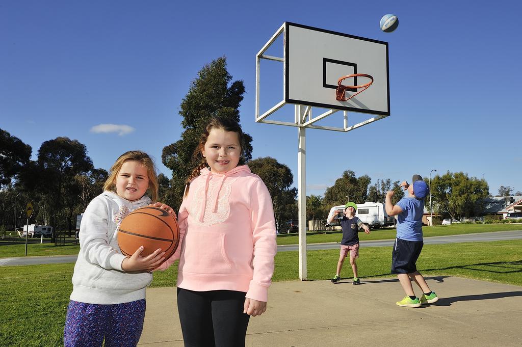 Nrma Echuca Holiday Park Экстерьер фото